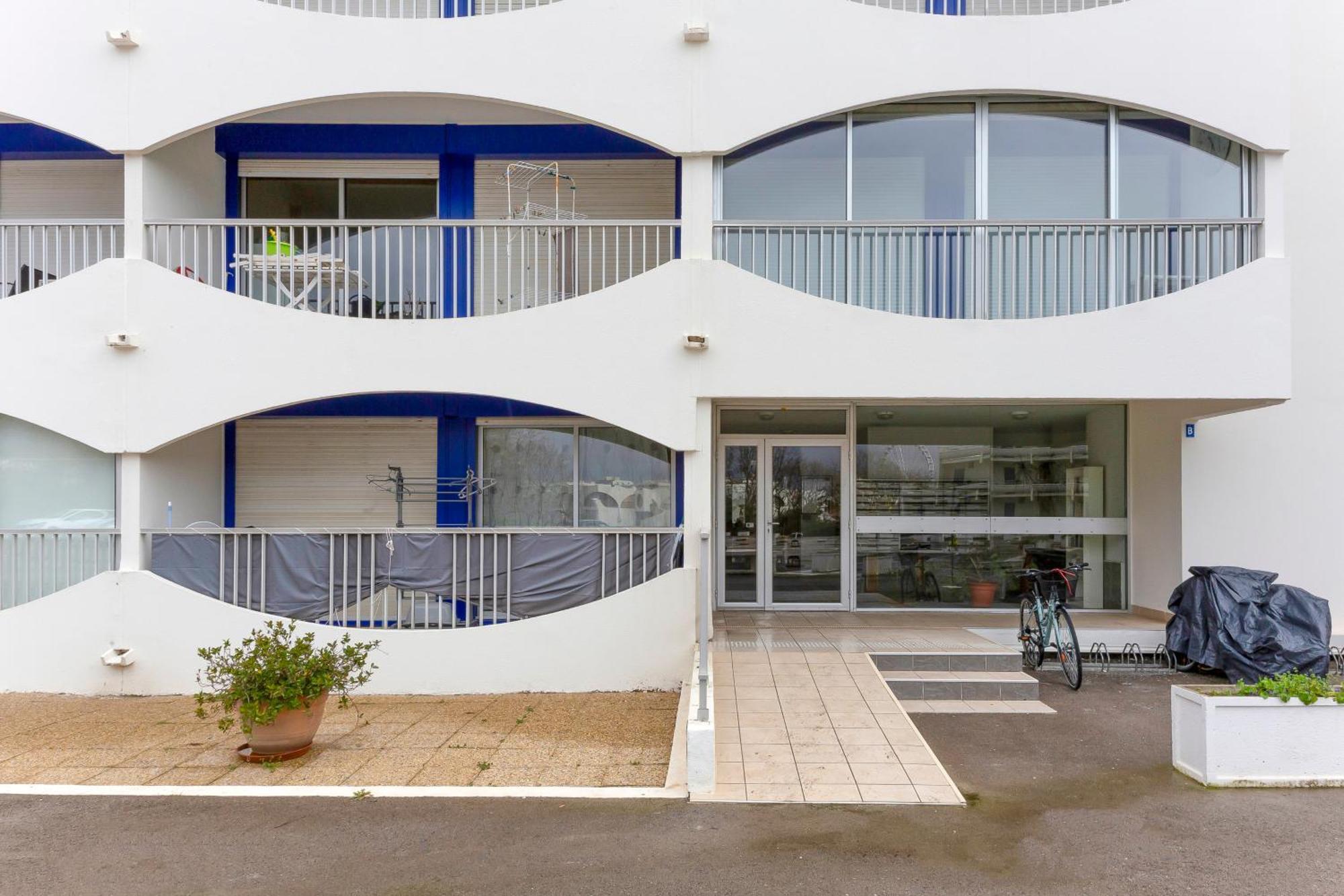 LES TERRASSES DE LA MER - PARKING - WIFI - CLIM - accès privé plage - point zéro La Grande Motte Extérieur photo